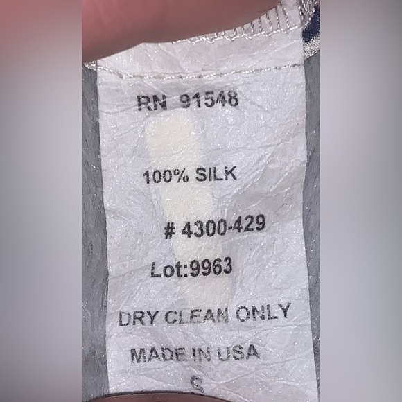 Waverly Silk Geometric Pattern Racerback Tank Size S - Picture 6 of 7